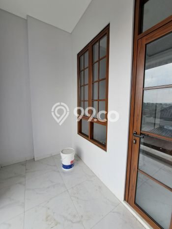 Dijual Rumah 3 Kamar Lokasi Ideal Bagus dan Strategis di Banyumanik Dijual Rumah 3 Kamar Lokasi Ideal Bagus dan Strategis di Banyumanik