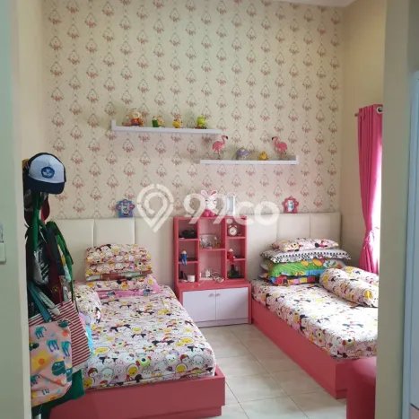 Rumah Strategis Modern Lb 180m2 di Banyumanik, Semarang Rumah Strategis Modern Lb 180m2 di Banyumanik, Semarang