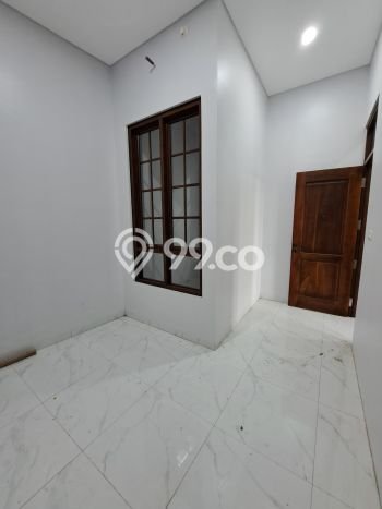 Dijual Rumah 3 Kamar Lokasi Ideal Bagus dan Strategis di Banyumanik Dijual Rumah 3 Kamar Lokasi Ideal Bagus dan Strategis di Banyumanik