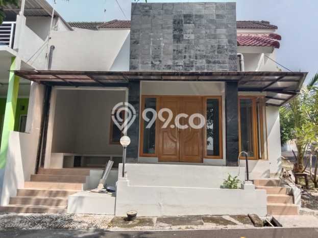 Rumah Strategis Modern Lb 200m2 di Tembalang, Semarang Rumah Strategis Modern Lb 200m2 di Tembalang, Semarang