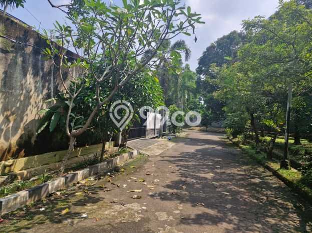 Jual Rumah Mewah Megah Dengan View Cantik di Jatimelati, Bekasi Jual Rumah Mewah Megah Dengan View Cantik di Jatimelati, Bekasi