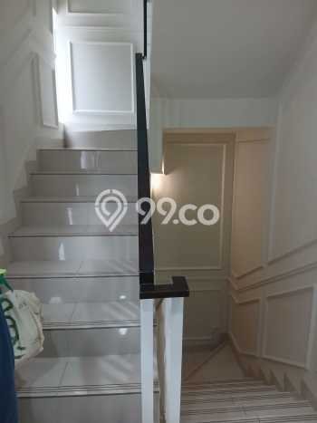 Rumah Strategis Modern Lb 103m2 di Cakung, Jakarta Timur Rumah Strategis Modern Lb 103m2 di Cakung, Jakarta Timur