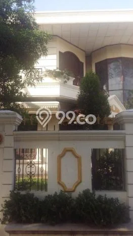 Dijual Rumah Luas Megah Dengan View Cantik di Utan Kayu, Jakarta Timur Dijual Rumah Luas Megah Dengan View Cantik di Utan Kayu, Jakarta Timur