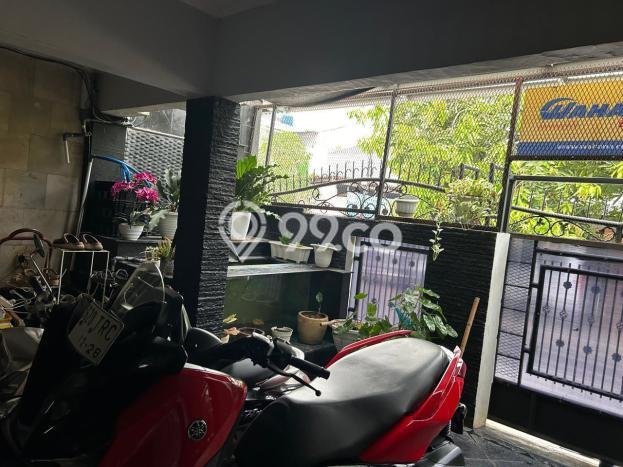 Rumah Mewah LB 250m2 Siap Pakai Desain Elegan di Kayu Putih, Jakarta Timur Rumah Mewah LB 250m2 Siap Pakai Desain Elegan di Kayu Putih, Jakarta Timur