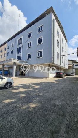 INVESTASI POTENSIAL! Gudang Kawasan Daan Mogot, Luas 3500m², Kawasan Komersial INVESTASI POTENSIAL! Gudang Kawasan Daan Mogot, Luas 3500m², Kawasan Komersial
