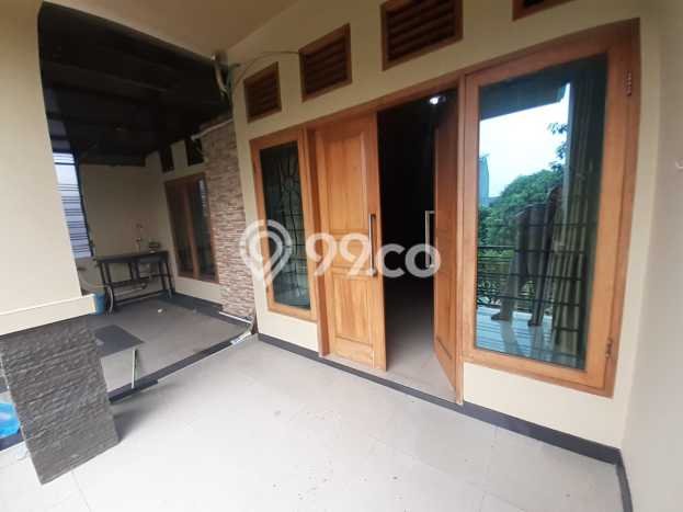 Dijual Rumah Mewah Megah Dengan View Eksklusif di Pondok Kopi, Jakarta Timur Dijual Rumah Mewah Megah Dengan View Eksklusif di Pondok Kopi, Jakarta Timur