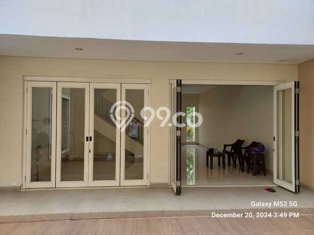 For Sale! Luxury House LT 200m2 Desain Modern di harapan indah For Sale! Luxury House LT 200m2 Desain Modern di harapan indah