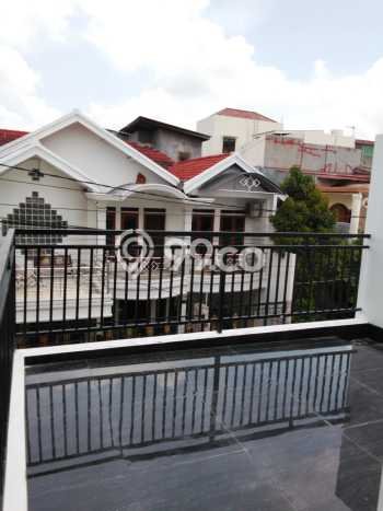 Dijual Hunian Rumah Terawat 3 Kamar di Harapan Indah, Bekasi Dijual Hunian Rumah Terawat 3 Kamar di Harapan Indah, Bekasi