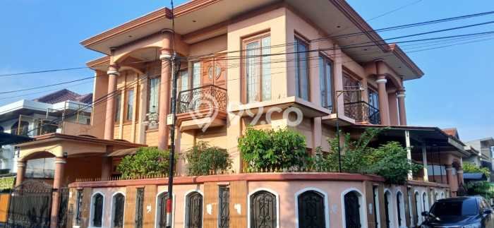Jual Rumah Luas Megah Dengan View Eksklusif di Rawamangun, Jakarta Timur Jual Rumah Luas Megah Dengan View Eksklusif di Rawamangun, Jakarta Timur