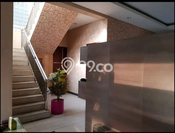 Rumah Mewah LB 400m2 Siap Pakai Desain Elegan di Kemang Pratama, Bekasi Rumah Mewah LB 400m2 Siap Pakai Desain Elegan di Kemang Pratama, Bekasi