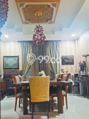 Hunian Eksklusif Dijual LT 430m2 di Mampang Prapatan, Jakarta Selatan Hunian Eksklusif Dijual LT 430m2 di Mampang Prapatan, Jakarta Selatan