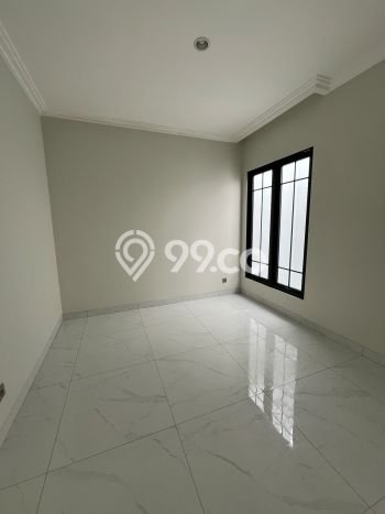 Dijual Rumah Mewah Elegan Dengan View Eksklusif di Summarecon Crown Gading, Bekasi Dijual Rumah Mewah Elegan Dengan View Eksklusif di Summarecon Crown Gading, Bekasi