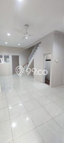 LOKASI PREMIUM! Rumah Berkembang area Kelapa Gading, Luas 60m² LB 80m² LOKASI PREMIUM! Rumah Berkembang area Kelapa Gading, Luas 60m² LB 80m²