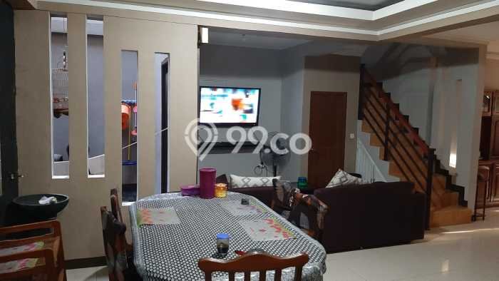 For Sale Hunian Rumah Terawat 5 Kamar di Pekayon, Bekasi For Sale Hunian Rumah Terawat 5 Kamar di Pekayon, Bekasi