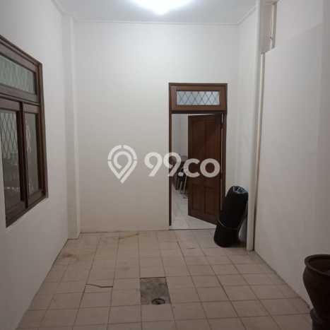 Rumah Eksklusif Siap Huni LT 374m2 di Menteng, Jakarta Pusat Rumah Eksklusif Siap Huni LT 374m2 di Menteng, Jakarta Pusat