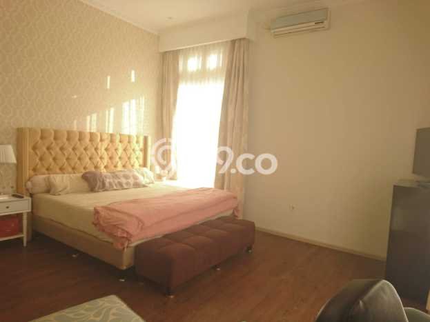 Jual Rumah Mewah Megah Dengan View Cantik di Jatimelati, Bekasi Jual Rumah Mewah Megah Dengan View Cantik di Jatimelati, Bekasi
