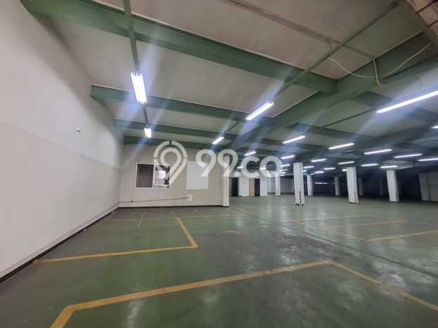 Gudang disewakan lokasi strategis Pulo Gadung Jakarta Timur 4422m2 Gudang disewakan lokasi strategis Pulo Gadung Jakarta Timur 4422m2