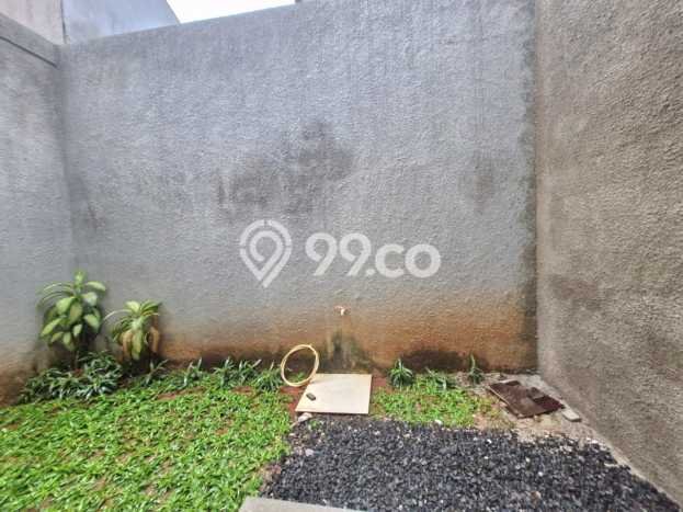 Dijual Rumah Luas Megah Dengan View Eksklusif di Pondok Kelapa, Jakarta Timur Dijual Rumah Luas Megah Dengan View Eksklusif di Pondok Kelapa, Jakarta Timur