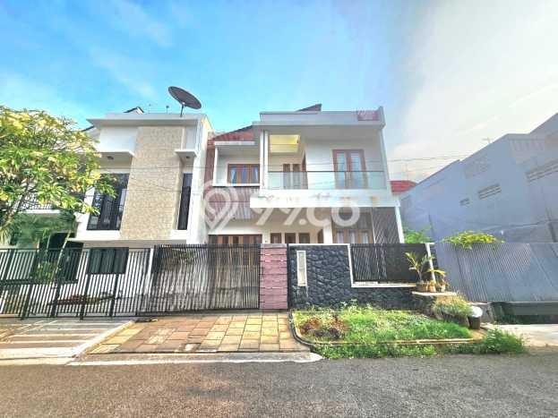 Jual Rumah Mewah Megah Dengan View Cantik di Pondok Indah, Jakarta Selatan Jual Rumah Mewah Megah Dengan View Cantik di Pondok Indah, Jakarta Selatan