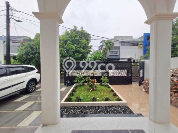 Dijual Rumah Luas Megah Dengan View Eksklusif di Pondok Kelapa, Jakarta Timur Dijual Rumah Luas Megah Dengan View Eksklusif di Pondok Kelapa, Jakarta Timur