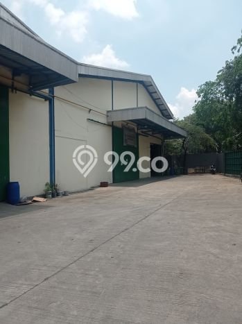 Gudang Disewa di Bekasi dengan LB 1m2 Area Komersial Ramai Gudang Disewa di Bekasi dengan LB 1m2 Area Komersial Ramai