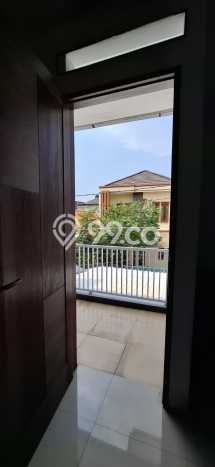 Jual Rumah Luas Elegan Dengan View Eksklusif di Rawamangun, Jakarta Timur Jual Rumah Luas Elegan Dengan View Eksklusif di Rawamangun, Jakarta Timur