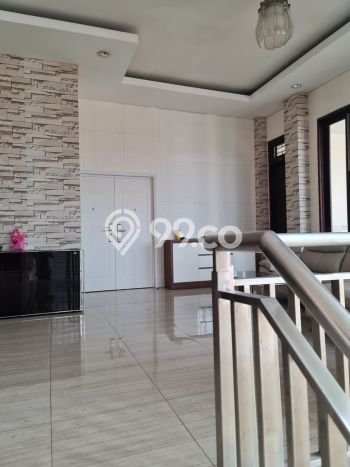 Rumah Mewah LB 400m2 Siap Pakai Desain Elegan di Kemang Pratama, Bekasi Rumah Mewah LB 400m2 Siap Pakai Desain Elegan di Kemang Pratama, Bekasi