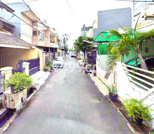 Rumah Elit LB 150m2 Siap Pakai Desain Elegan di Tomang, Jakarta Barat Rumah Elit LB 150m2 Siap Pakai Desain Elegan di Tomang, Jakarta Barat