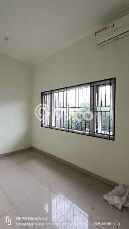 Ready to Use! Luxury House LT 160m2 Desain Modern di Tomang Ready to Use! Luxury House LT 160m2 Desain Modern di Tomang