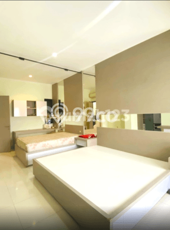 Dijual Rumah Luas Megah Dengan View Eksklusif di Tomang, Jakarta Barat Dijual Rumah Luas Megah Dengan View Eksklusif di Tomang, Jakarta Barat