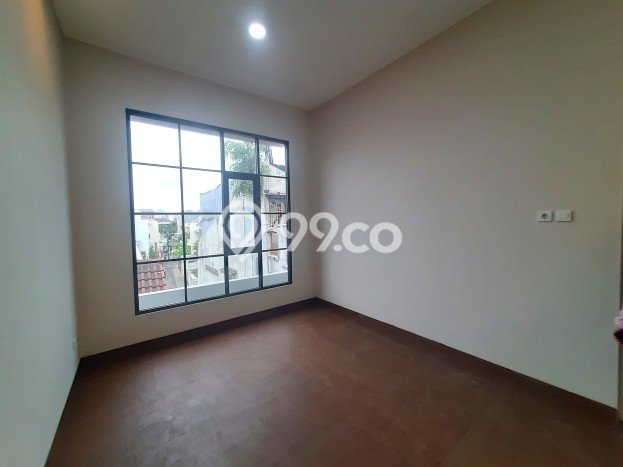 For Sale! Luxury House LT 90m2 Desain Modern di Tomang For Sale! Luxury House LT 90m2 Desain Modern di Tomang