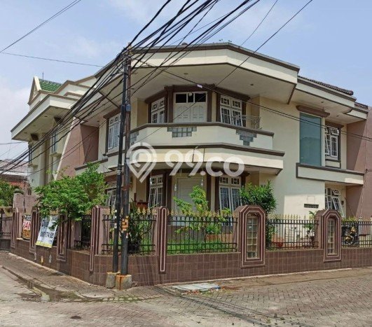 Dijual Rumah Luas Megah Dengan View Cantik di Citra Garden, Jakarta Barat Dijual Rumah Luas Megah Dengan View Cantik di Citra Garden, Jakarta Barat