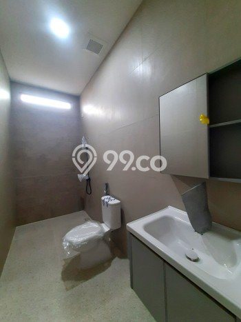 For Sale! Luxury House LT 90m2 Desain Modern di Tomang For Sale! Luxury House LT 90m2 Desain Modern di Tomang