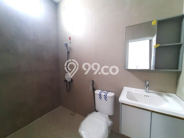 For Sale! Luxury House LT 90m2 Desain Modern di Tomang For Sale! Luxury House LT 90m2 Desain Modern di Tomang