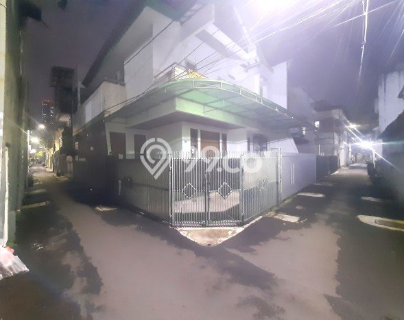 Ready to Use! Premium House LT 150m2 Desain Modern di Tanjung Duren Ready to Use! Premium House LT 150m2 Desain Modern di Tanjung Duren