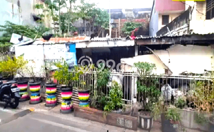 Dijual Cepat Rumah Strategis LT 108m2 LB 10m2 di Jakarta Pusat Cocok untuk Hunian Dijual Cepat Rumah Strategis LT 108m2 LB 10m2 di Jakarta Pusat Cocok untuk Hunian