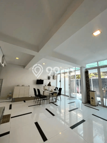 Rumah Luxury Modern Siap Huni di Petojo Jakarta Pusat Rumah Luxury Modern Siap Huni di Petojo Jakarta Pusat