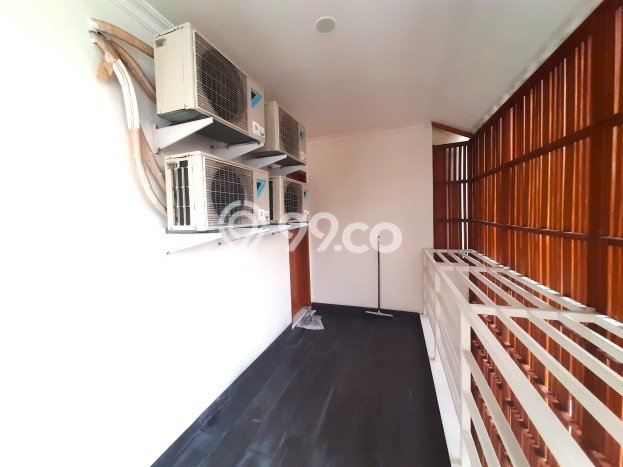 Dijual Rumah Mewah Elegan Dengan View Eksklusif di Cideng, Jakarta Pusat Dijual Rumah Mewah Elegan Dengan View Eksklusif di Cideng, Jakarta Pusat