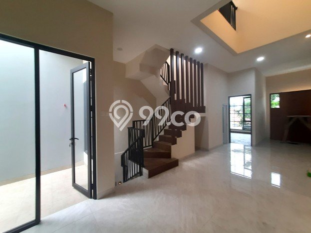 For Sale! Luxury House LT 90m2 Desain Modern di Tomang For Sale! Luxury House LT 90m2 Desain Modern di Tomang