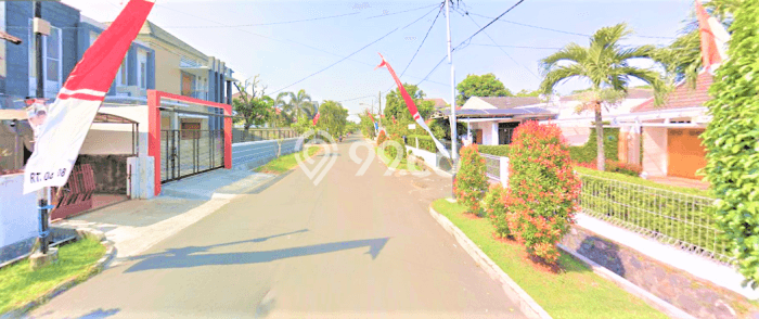 Hunian Elit LB 250m2 Siap Pakai Desain Elegan di Bintaro, Tangerang Selatan Hunian Elit LB 250m2 Siap Pakai Desain Elegan di Bintaro, Tangerang Selatan