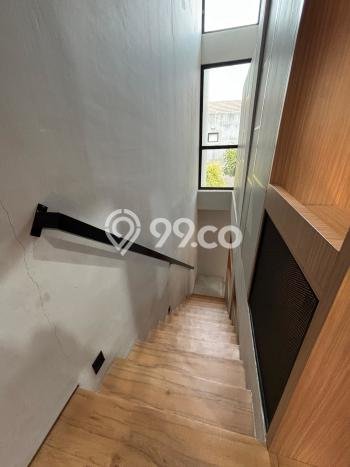 Disewakan! Rumah 2 Kamar Tidur &
2 Kamar Mandi di Grand Wisata, Bekasi Disewakan! Rumah 2 Kamar Tidur &
2 Kamar Mandi di Grand Wisata, Bekasi