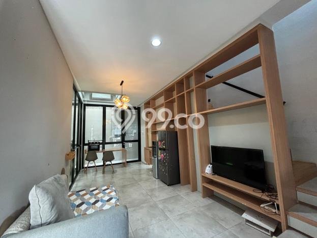 Disewakan! Rumah 2 Kamar Tidur &
2 Kamar Mandi di Grand Wisata, Bekasi Disewakan! Rumah 2 Kamar Tidur &
2 Kamar Mandi di Grand Wisata, Bekasi