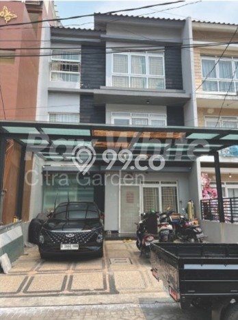 Rumah Elit LB 210m2 Siap Pakai Desain Elegan di Taman Surya, Jakarta Barat Rumah Elit LB 210m2 Siap Pakai Desain Elegan di Taman Surya, Jakarta Barat