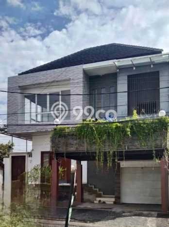 Rumah Luxury Modern Siap Huni di Sunset Road Badung Rumah Luxury Modern Siap Huni di Sunset Road Badung