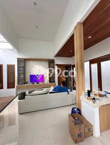 Vila Kawasan , Area 135m2m², Dekat ke Pusat Kota Vila Kawasan , Area 135m2m², Dekat ke Pusat Kota