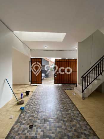 Kost Dijual di Bintaro dengan 12 KT dan Luas 265m2 Kost Dijual di Bintaro dengan 12 KT dan Luas 265m2