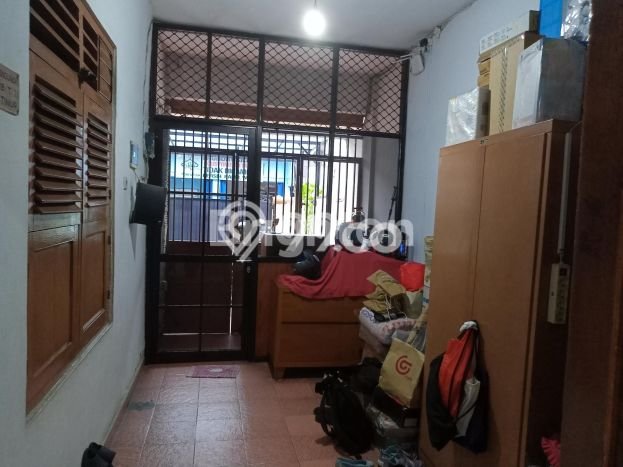 Dijual Rumah Premium dengan Fasilitas Sekitar Lengkap di Jatinegara, Jakarta Timur Dijual Rumah Premium dengan Fasilitas Sekitar Lengkap di Jatinegara, Jakarta Timur