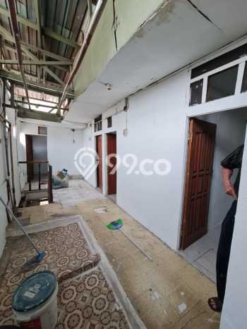 Ruko Dijual di Prime Area Jakarta Barat Luas 300m2 Ruko Dijual di Prime Area Jakarta Barat Luas 300m2