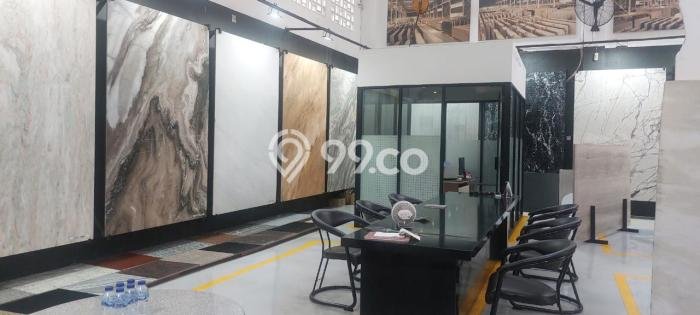 Ruko Komersial Disewakan di Cempaka Putih Jakarta Pusat Luas 450m2 Ruko Komersial Disewakan di Cempaka Putih Jakarta Pusat Luas 450m2