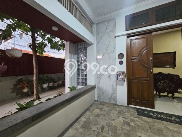 Rumah Mewah LB 450m2 Siap Pakai Desain Elegan di Klender, Jakarta Timur Rumah Mewah LB 450m2 Siap Pakai Desain Elegan di Klender, Jakarta Timur